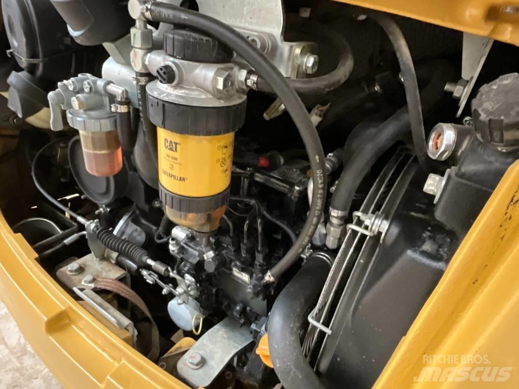 CAT 301.7 D Мини-экскаваторы