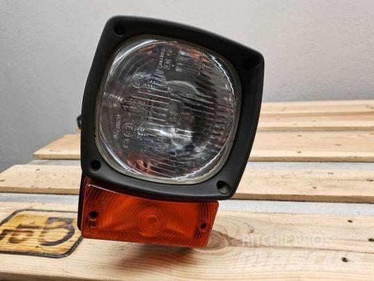 JCB 535-95 lamp Кабины и интерьер