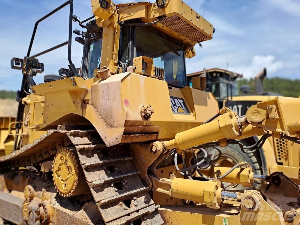 CAT D 8 T Гусеничные бульдозеры
