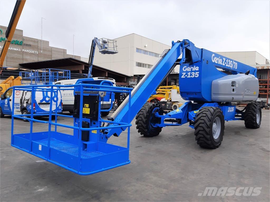 Genie Z135 70 Коленчатые подъемники
