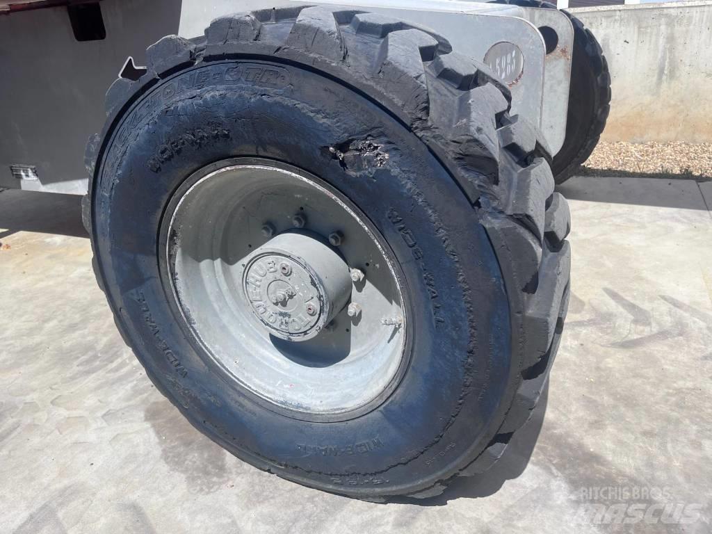 JLG 660 SJ Телескопические подъемники