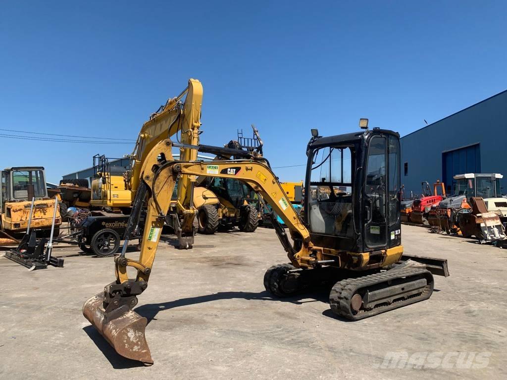 CAT 302.7 D CR Мини-экскаваторы