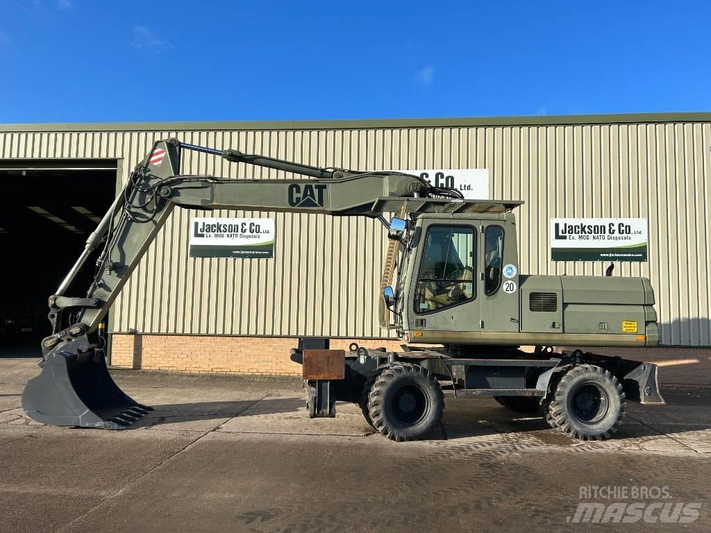 CAT 318 Колёсные экскаваторы