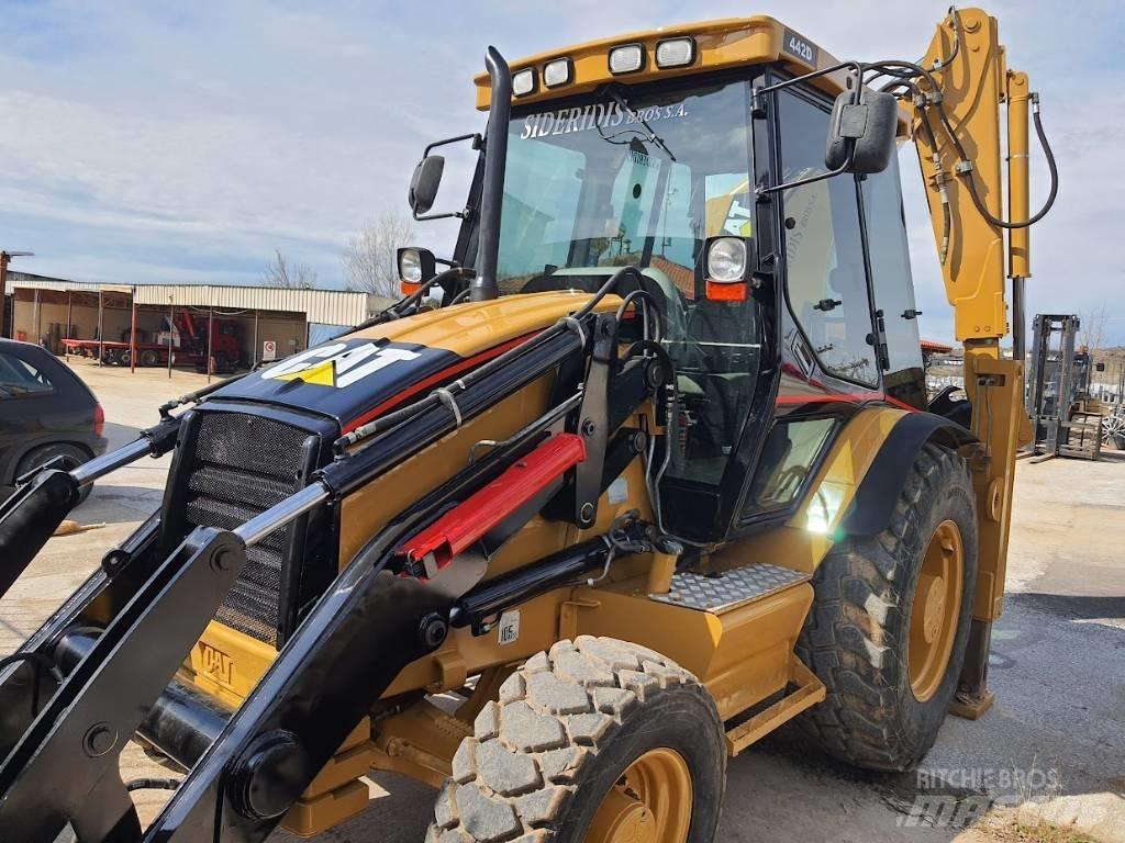 CAT 442 D 4x4 Экскаваторы-погрузчики