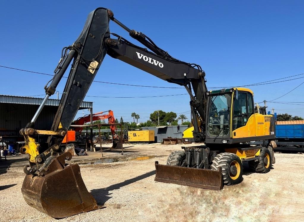 Volvo EW 180 C Колёсные экскаваторы