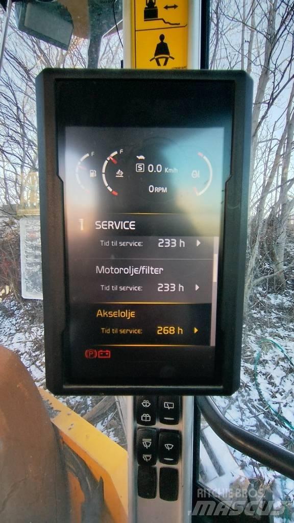 Volvo SD 160 B Пневматические катки