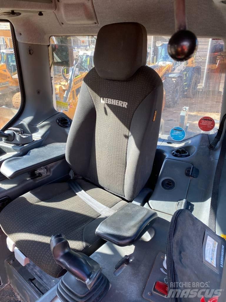 Liebherr PR 756 Гусеничные бульдозеры