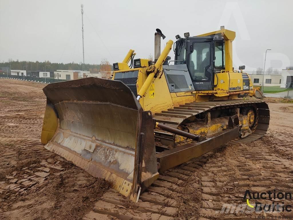 Komatsu D85PX-15 Гусеничные бульдозеры