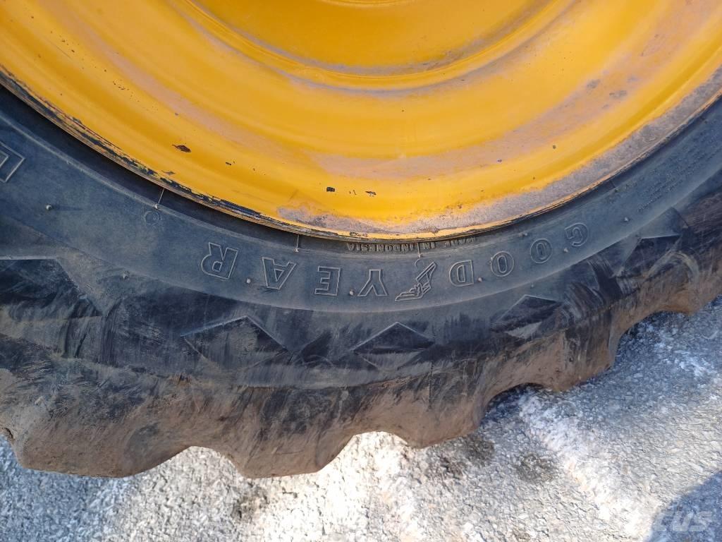 JCB 930-2 Внедорожные погрузчики