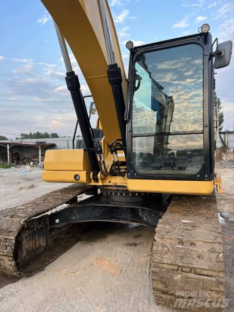 CAT 330 GC Гусеничные экскаваторы