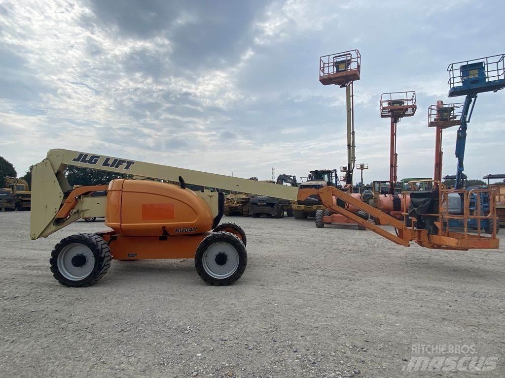 JLG 600AJ Коленчатые подъемники