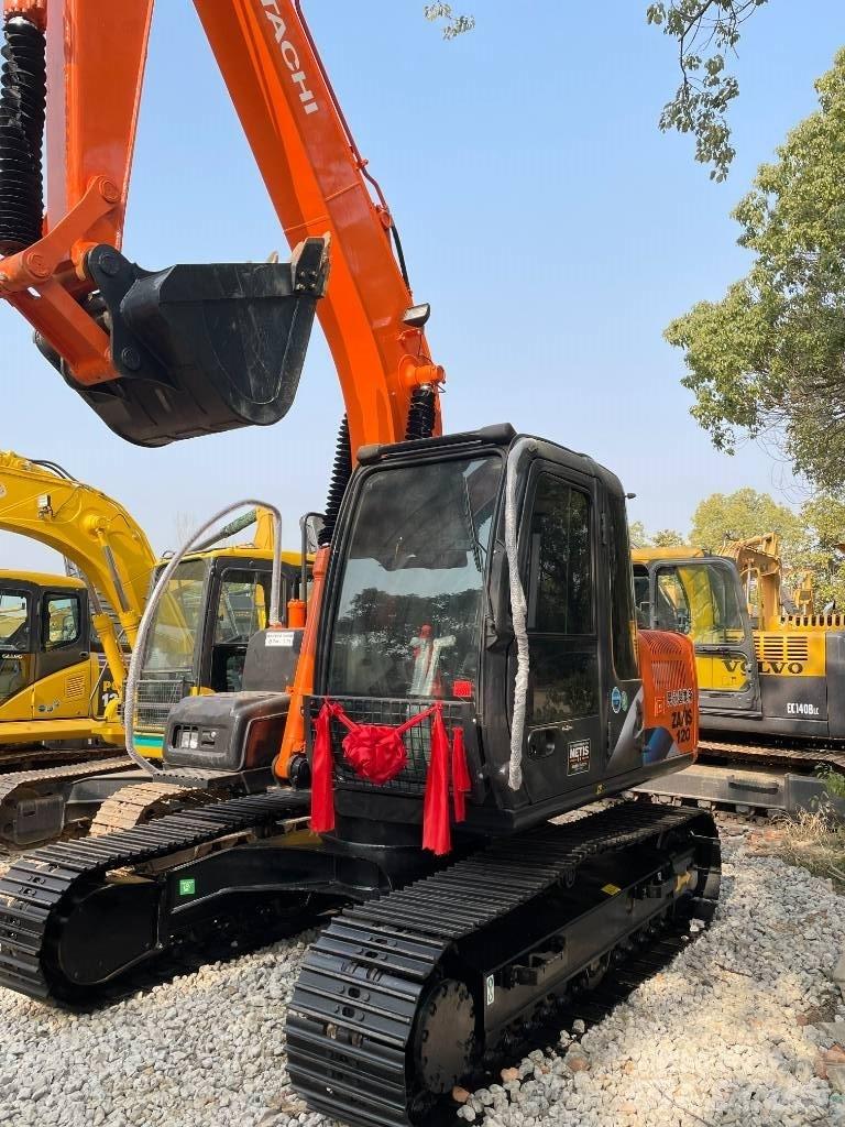 Hitachi 120 Гусеничные экскаваторы