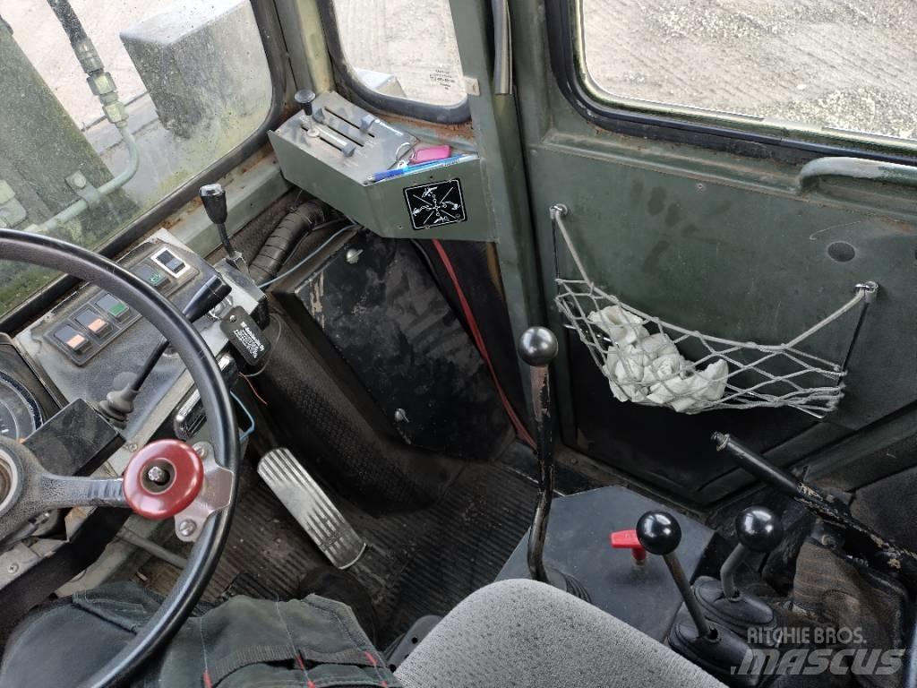 Valmet 643 Малые погрузчики