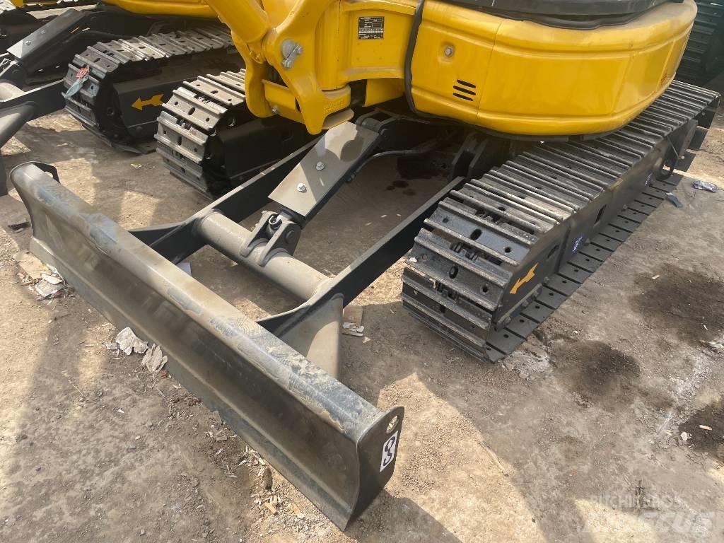 Komatsu PC 30 Мини-экскаваторы