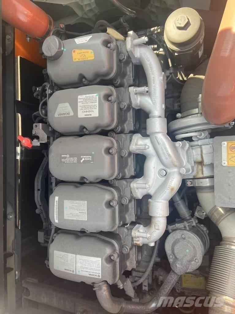 Develon DX 400 Гусеничные экскаваторы