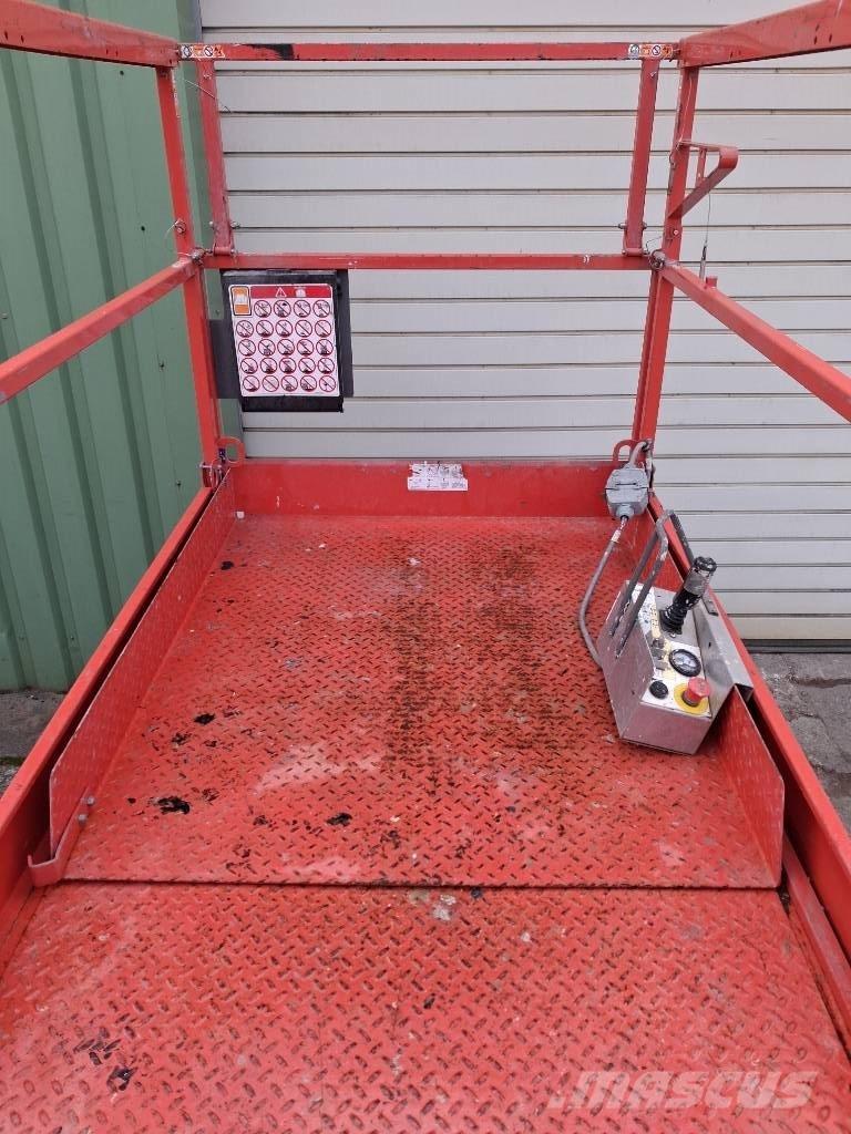 SkyJack SJ III 4632 Ножничные подъемники