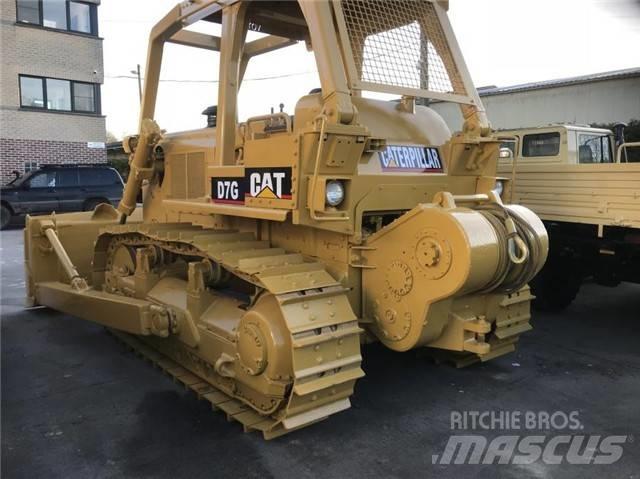 CAT D 7 G Гусеничные бульдозеры