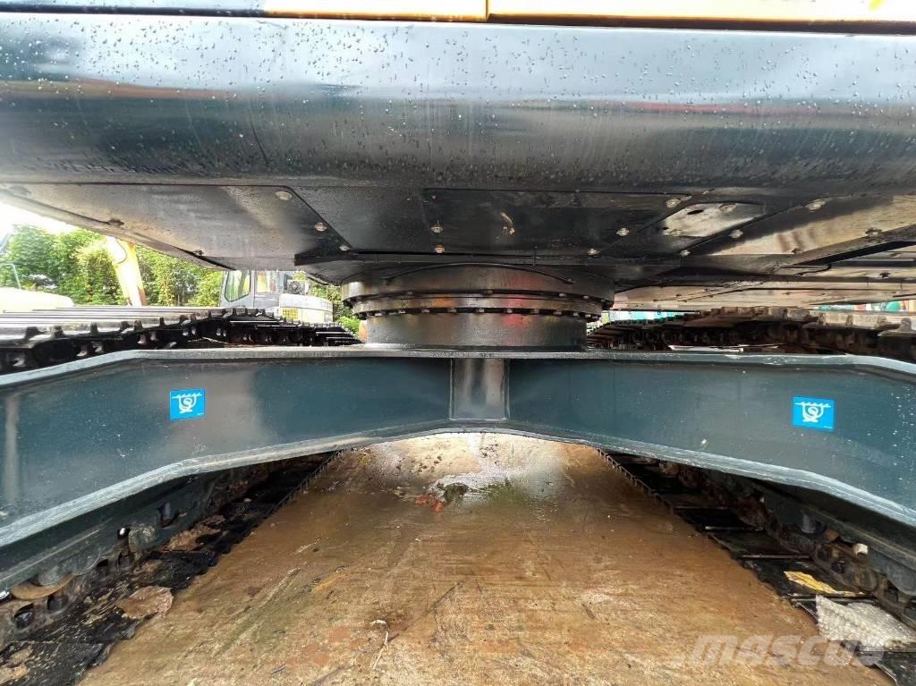 Hyundai 220 LC-9T Гусеничные экскаваторы