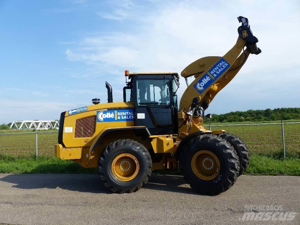 CAT 926 M Фронтальные погрузчики