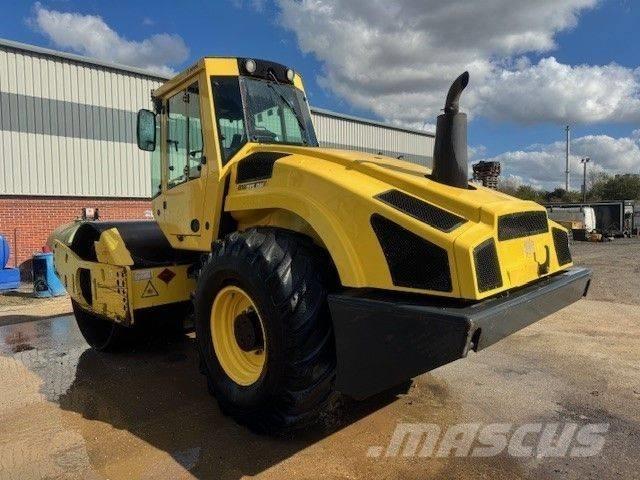 Bomag BW 213 D H-4 Грунтовые катки