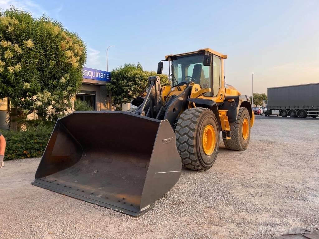 Volvo L120H Фронтальные погрузчики