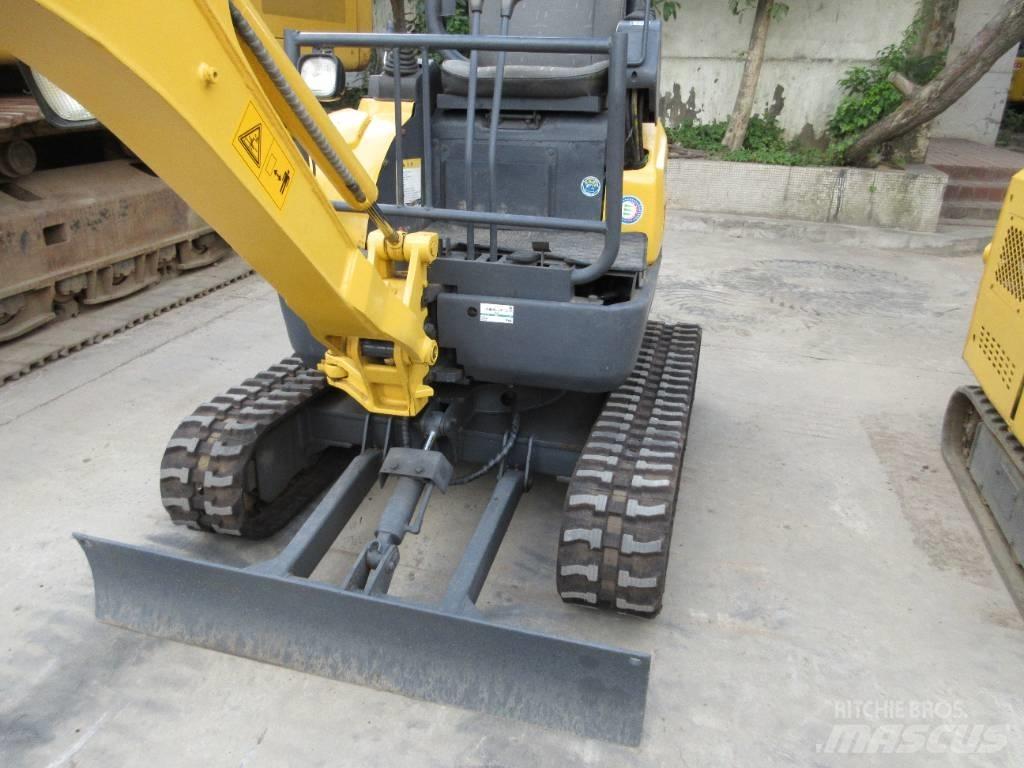 Komatsu PC 18 Мини-экскаваторы