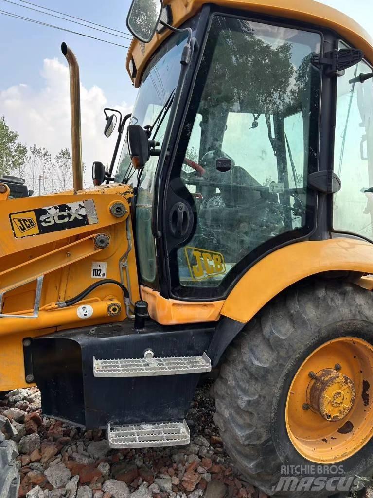 JCB 3 CX Экскаваторы-погрузчики