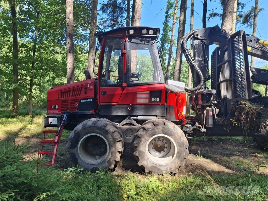 Komatsu 845 Форвардеры