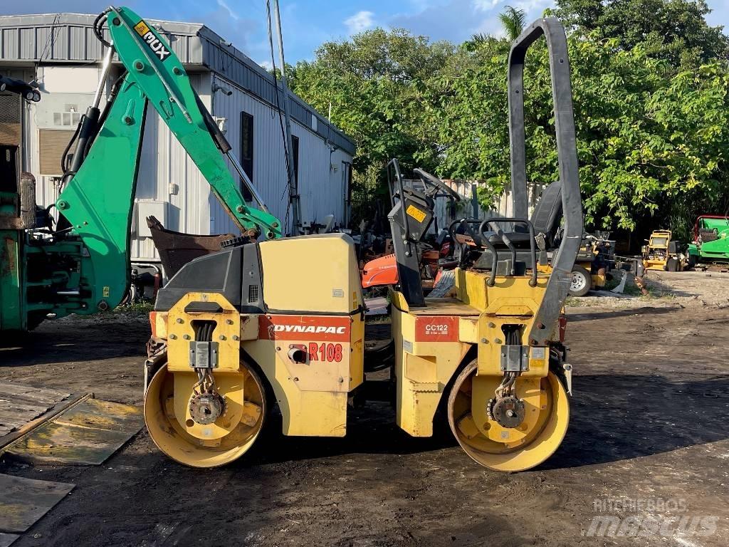 Dynapac CC 122 Катки тротуарные