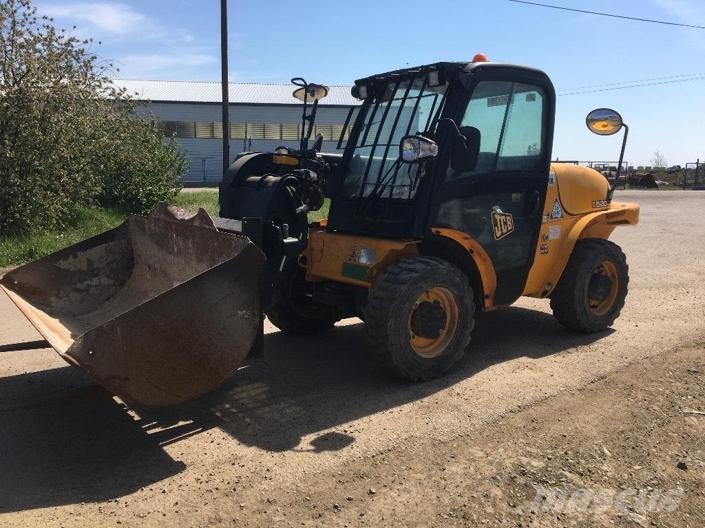 JCB 520-40 Телескопические погрузчики