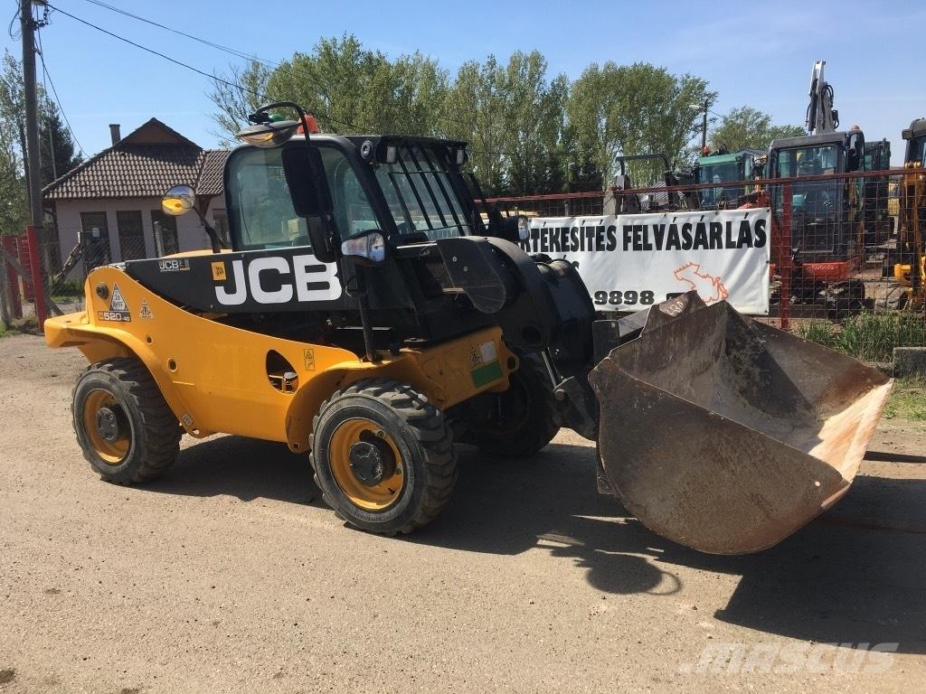 JCB 520-40 Телескопические погрузчики