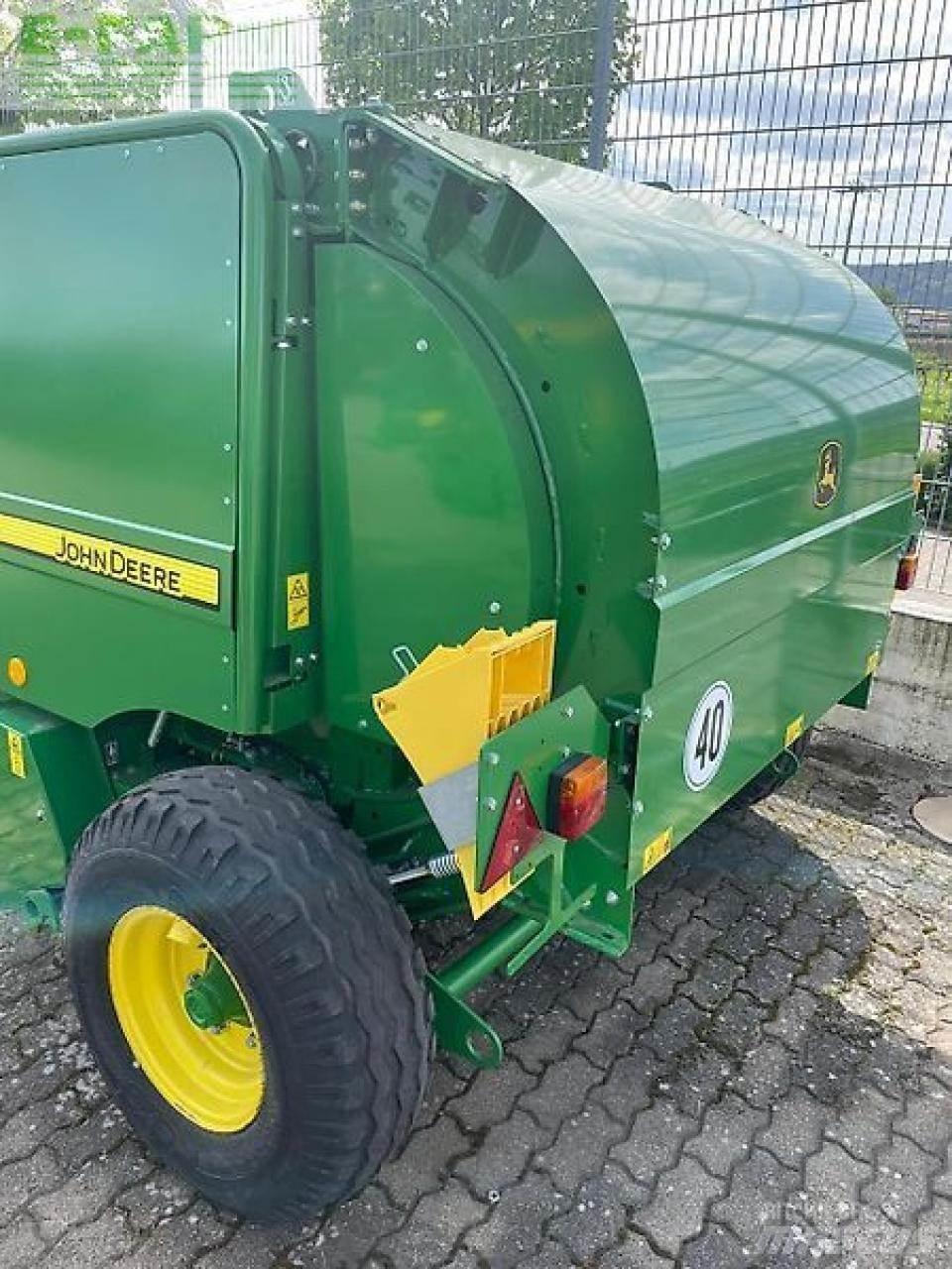 John Deere f440e Тюковые пресс-подборщики