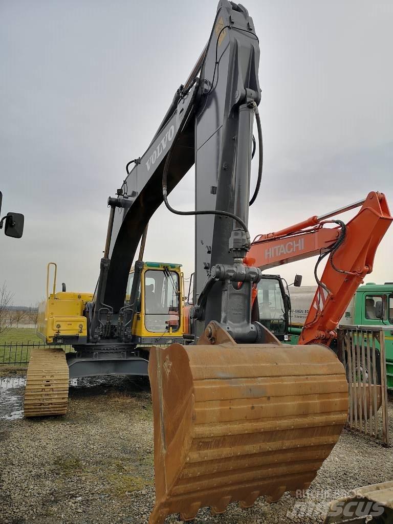 Volvo EC 290 B LC Гусеничные экскаваторы
