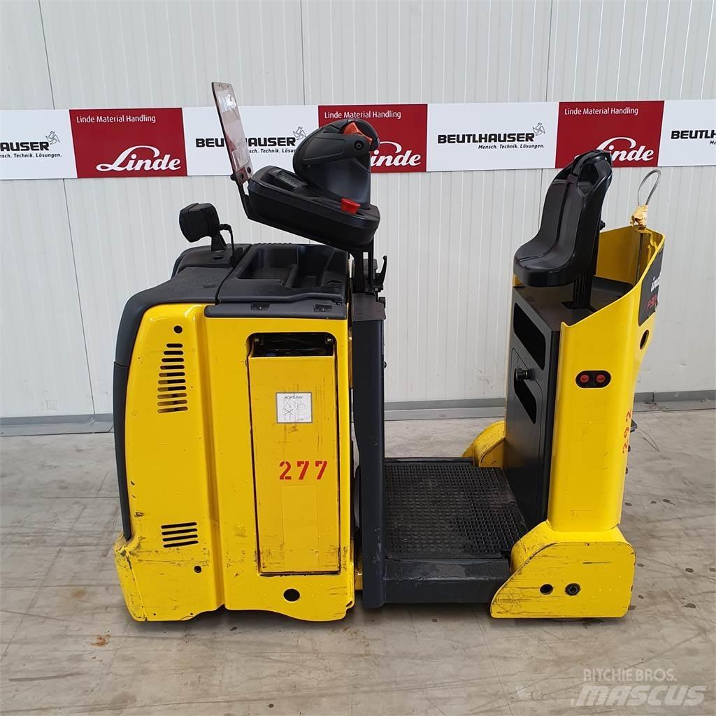 Linde P30C Складские электротягачи
