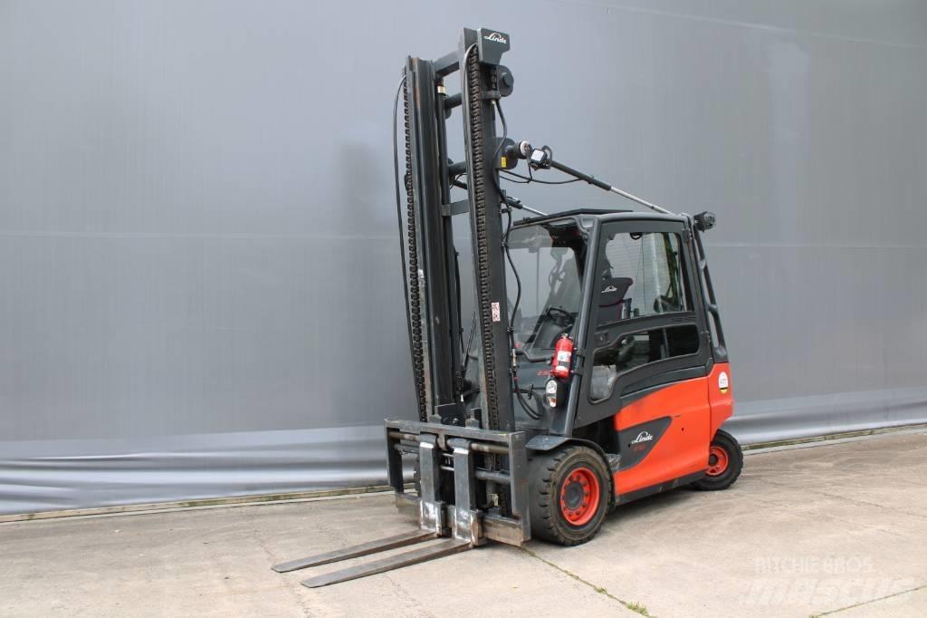 Linde E50HL-01 Электропогрузчики