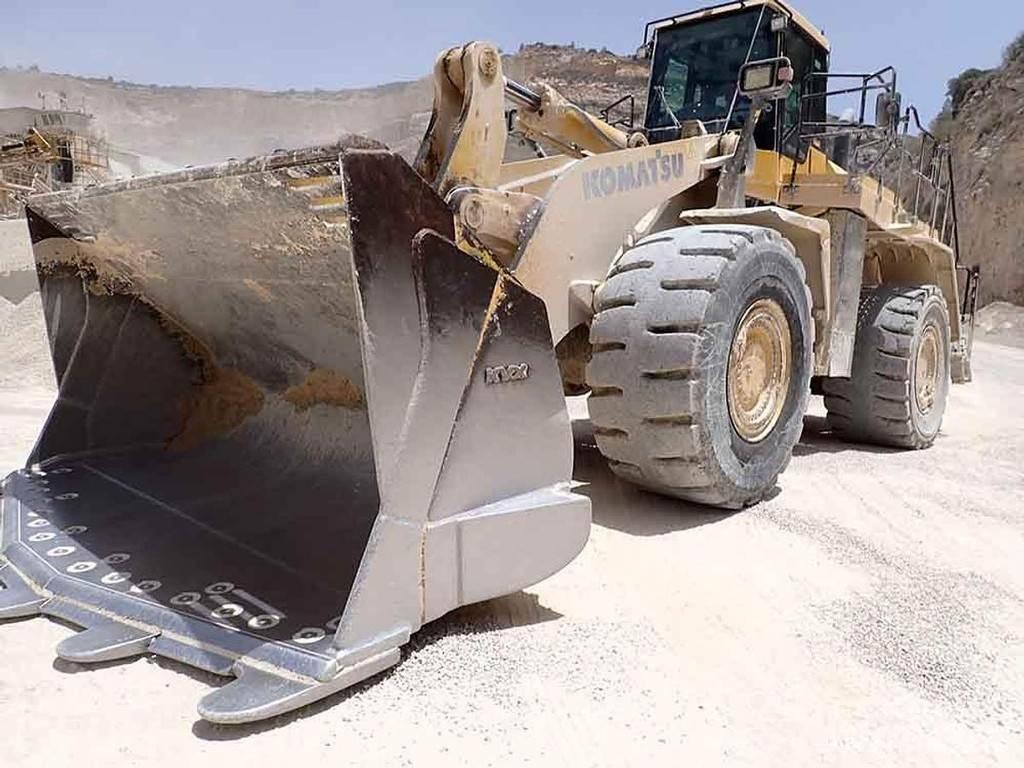 Komatsu WA600-8EO Фронтальные погрузчики