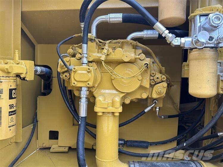 CAT 326D Гусеничные экскаваторы