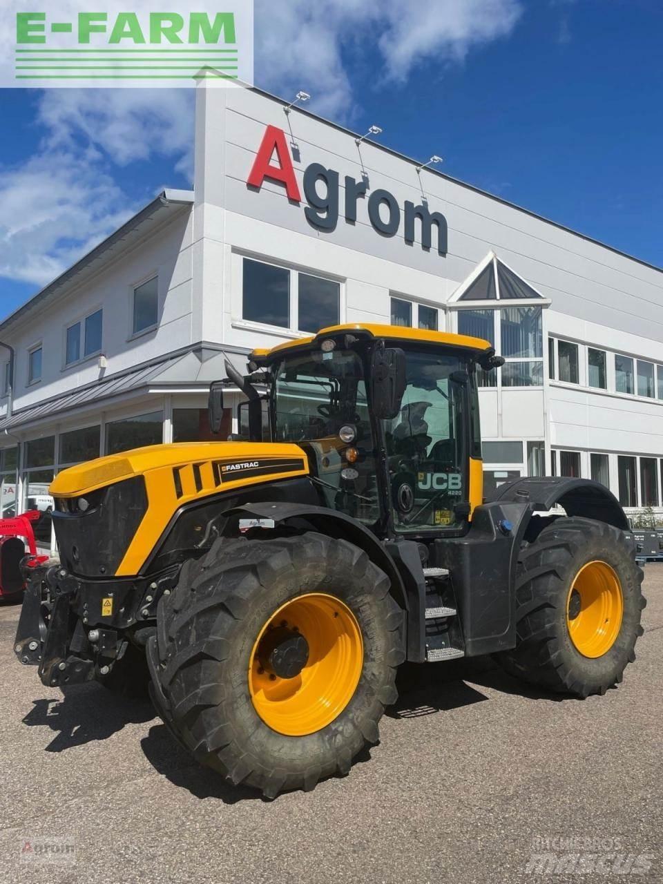 JCB fastrac 4220 Трактора