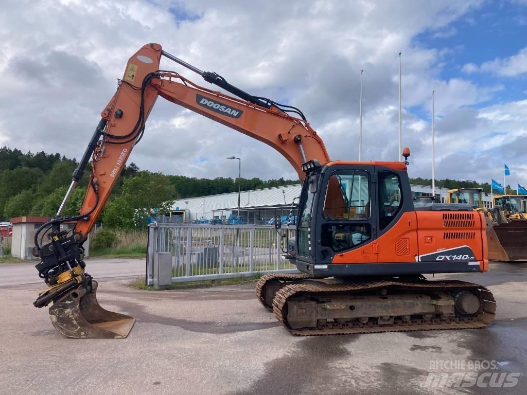 Doosan DX 140 LC-3 Гусеничные экскаваторы