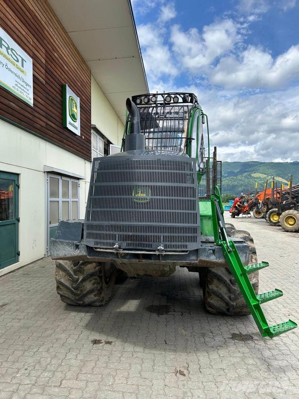 John Deere 1510 G Форвардеры