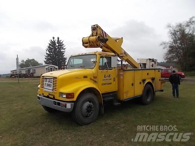 International 4900 Автомобильные краны