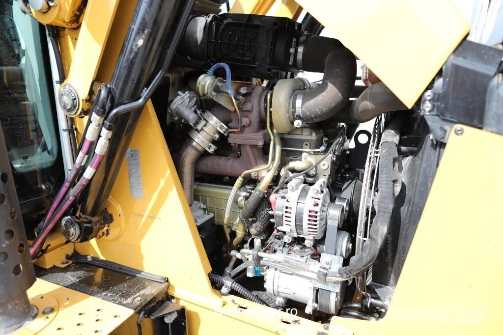 CAT 432 F2 Экскаваторы-погрузчики