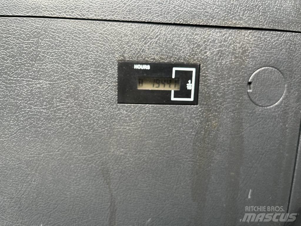 Hyundai HX 140 AL Гусеничные экскаваторы