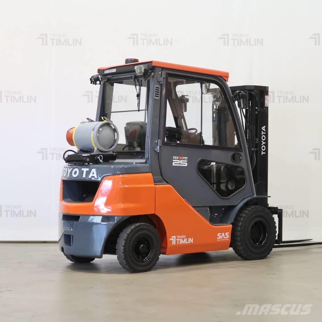 Toyota 02-8FGF25 Газовые погрузчики