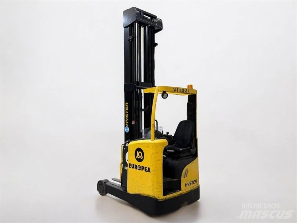Hyster R1 6 Ричтраки