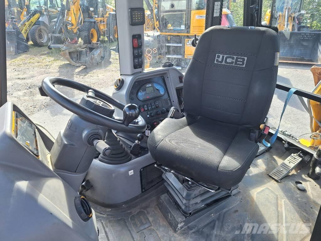 JCB 3 CXE Compact Экскаваторы-погрузчики