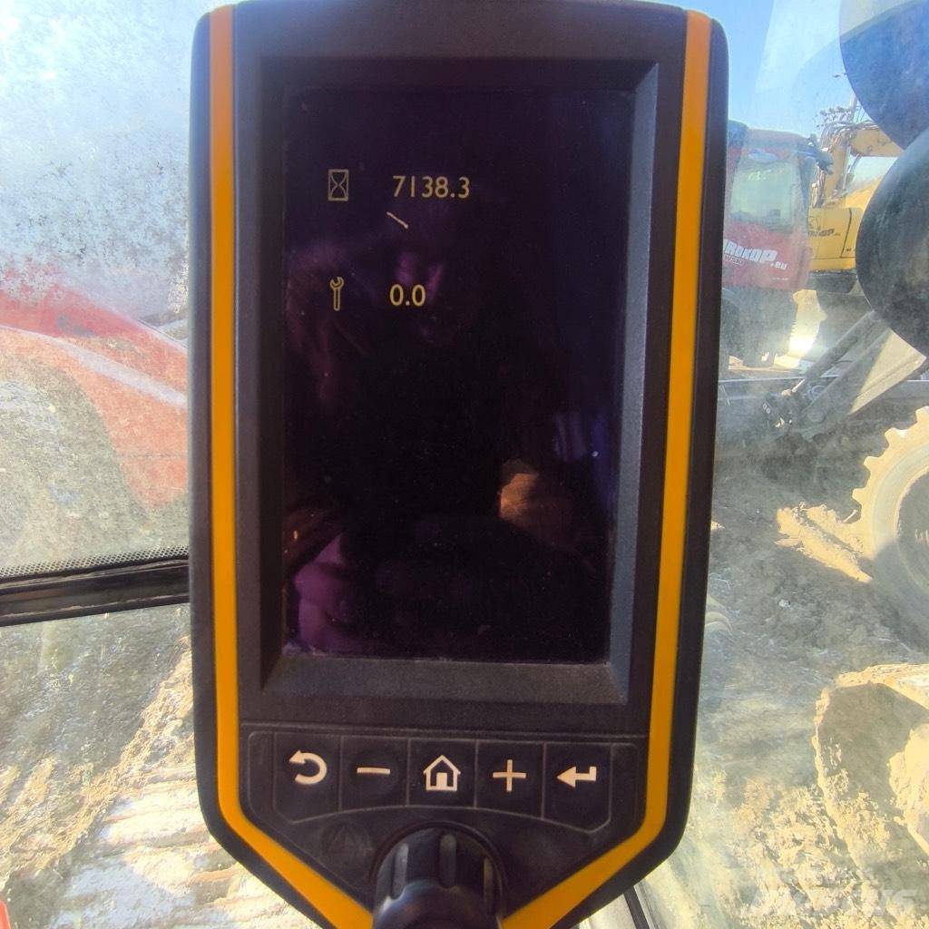 JCB JS300nc Гусеничные экскаваторы