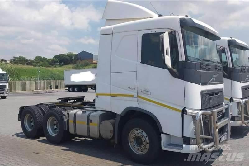 Volvo FH440 Специальные грузовики