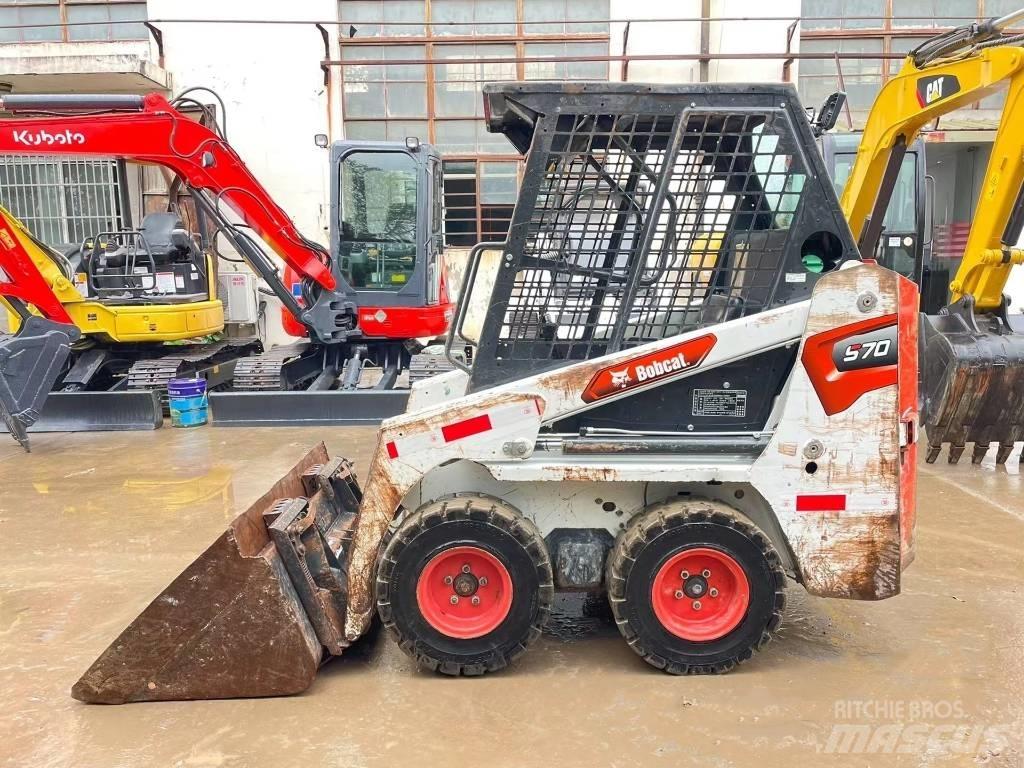 Bobcat S 70 Мини-погрузчики