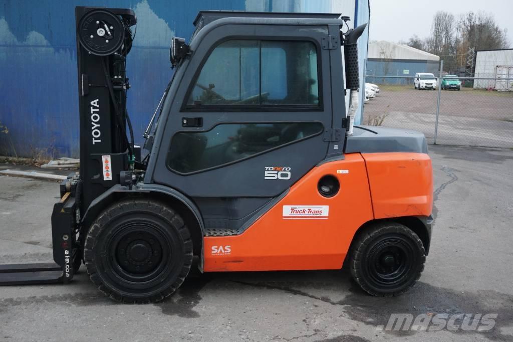 Toyota 40-8FD45N Дизельные погрузчики